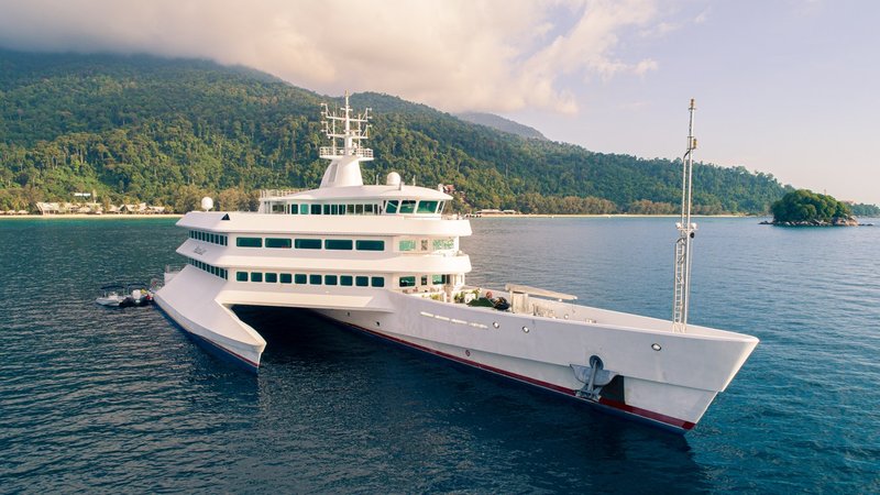 2004 PRIDE MEGA YACHTS PROA 88